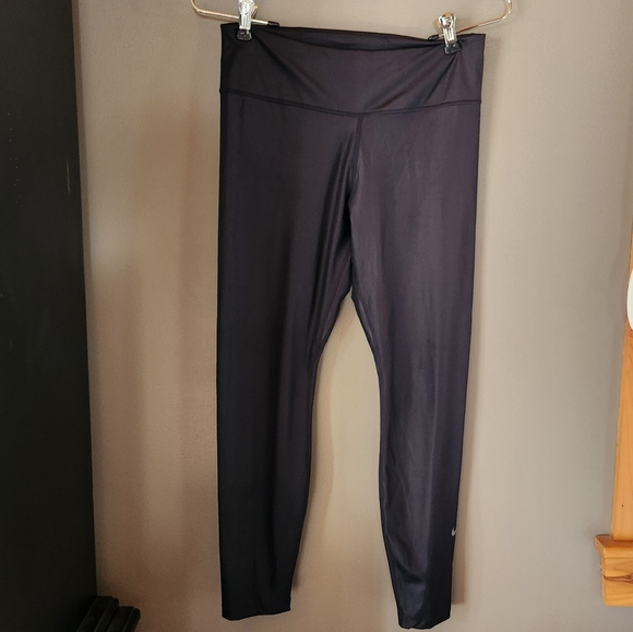 Nike Pants - Ladies Dri Fit Nike Leggings Size M